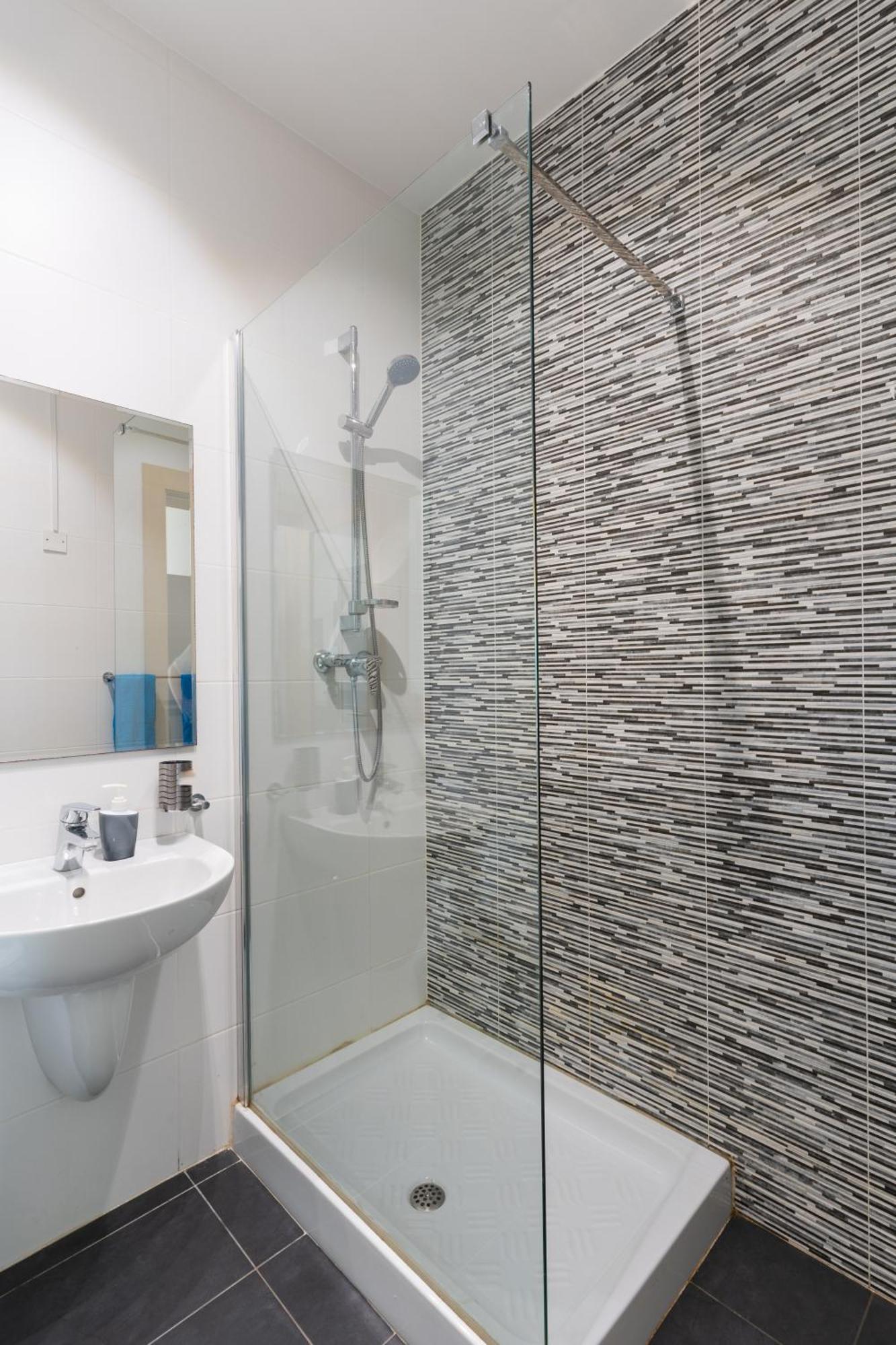 2 Bedroom In Central St Julians Prime Location In Paceville Apt 3 By Vaganza San Ġiljan Exterior foto